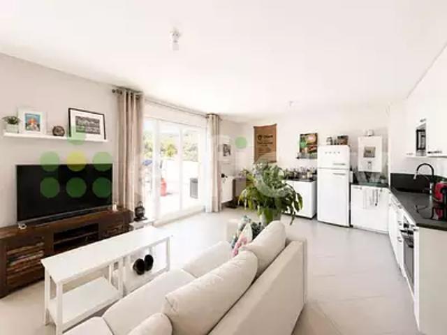 Bouc Bel Air 13320 Achat / Vente appartement 3 pièces t3 au dernier étage terrasse