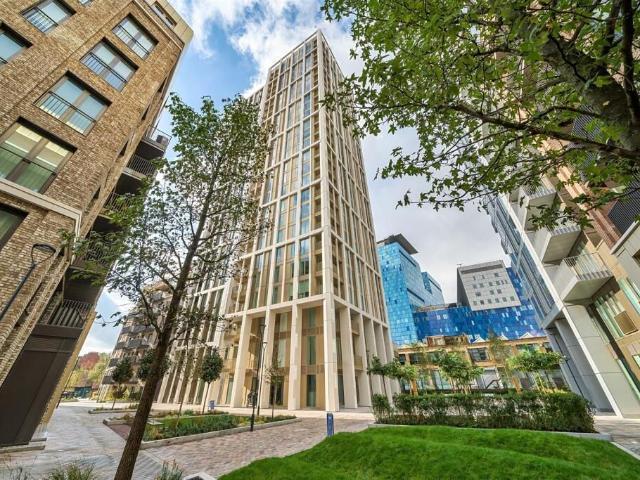 Bouchon Point, Cendal Crescent, London E1, 2 bed flat to rent, £3,350 pcm | PrimeLocation