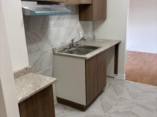 Boucherville grand 5 1\2 libre immédiatement, $1680\mois tout rénové