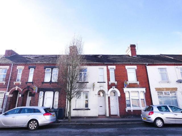 Boughey Road, Stoke on Trent, ST4 2BQ 5 bed terraced house to rent £1,300 pcm £300 pw