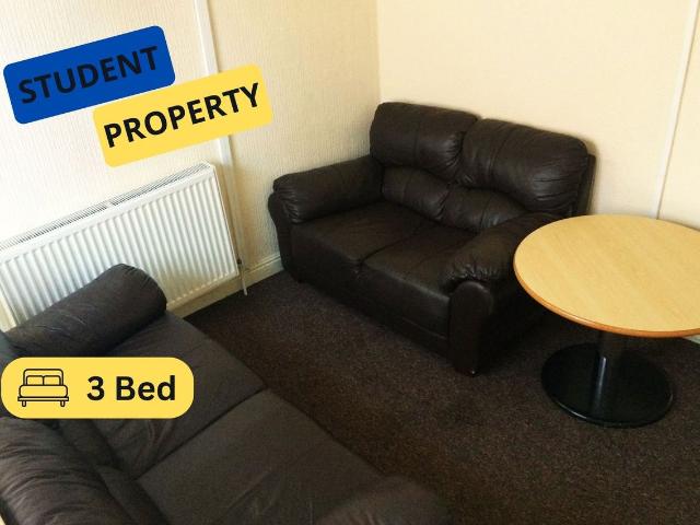 Boughey Road, Stoke On Trent ST4, 3 bed flat to rent, £352 pcm | PrimeLocation