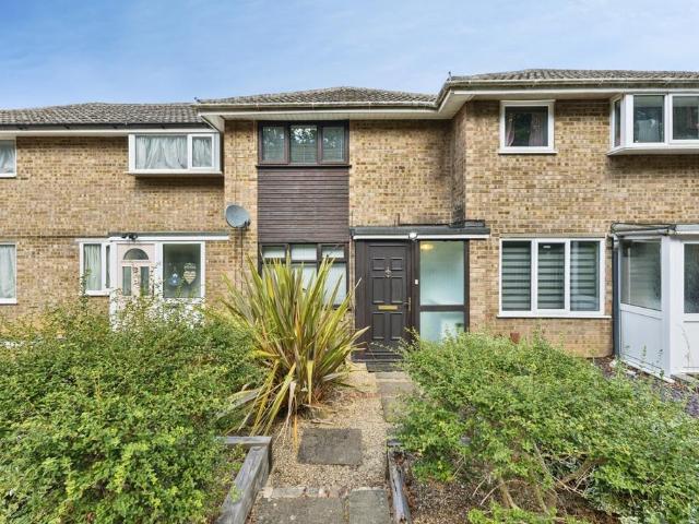 Boughton Lane, Moulton, Northampton, NN3 2 bed terraced house to rent £1,100 pcm £254 pw