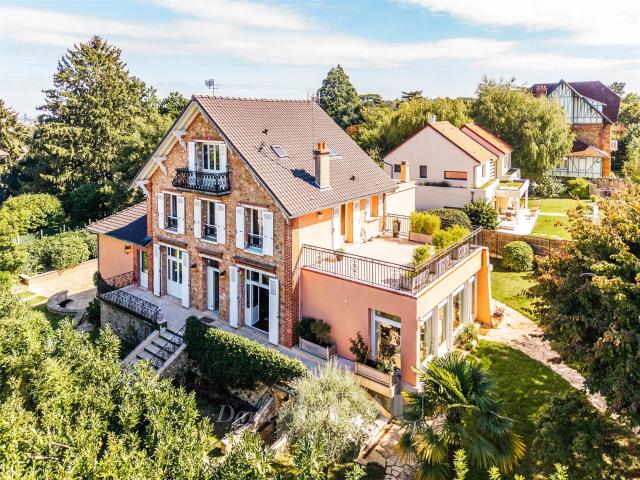 Bougival Grande Maison Familiale 7 Chambres 307m² Bougival