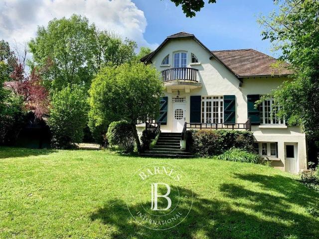 Bougival, Maison 4 Chambres 143 m² en location