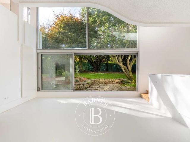 Bougival, Maison 4 Chambres 305 m² en location