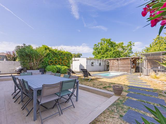 BOUGUENAIS LES COUETS MAISON 121 M2 4 CHAMBRES PISCINE GARAGE DEPENDANCE