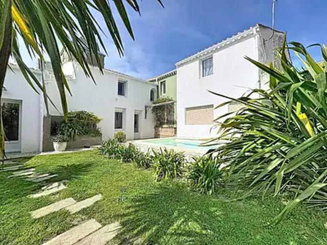 Bouin 85230 Achat / Vente maison 7 pièces t7 piscine terrasse