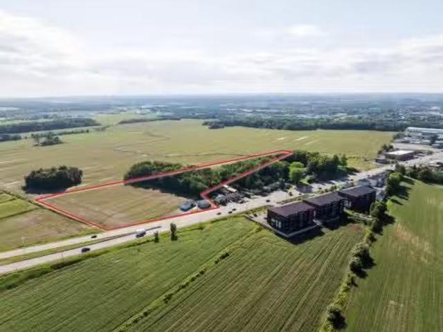 Boul. Du Curé Labelle, Saint Jérôme, QC, J7J 2G8 vacant land.