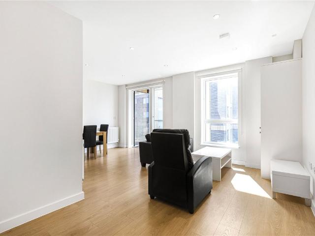 Boulcott Street, Limehouse, London E1, 1 bed flat to rent, £1,900 pcm | PrimeLocation