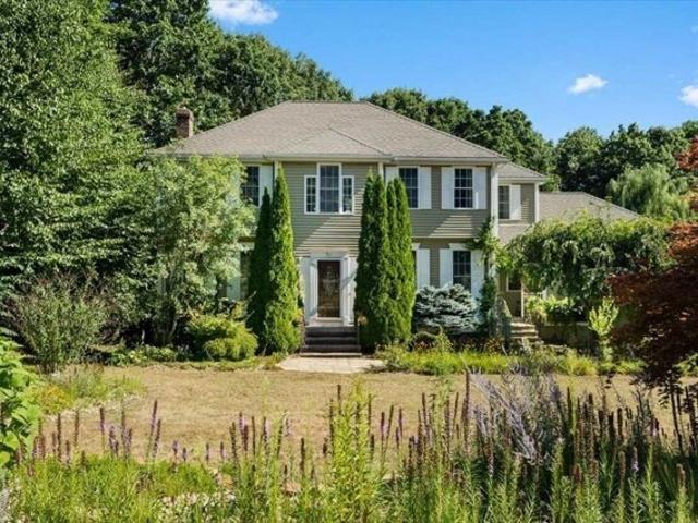 Boulder Hill Dr, Holden, Home For Sale