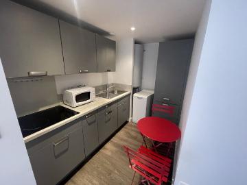 Boulevard des Minimes, studio meublé de 26m² avec parking sécurisé