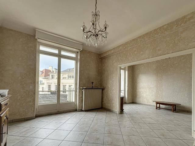 Boulevard Des Pyrenees Aragon Appartement avec terrasse. 115m² Pau