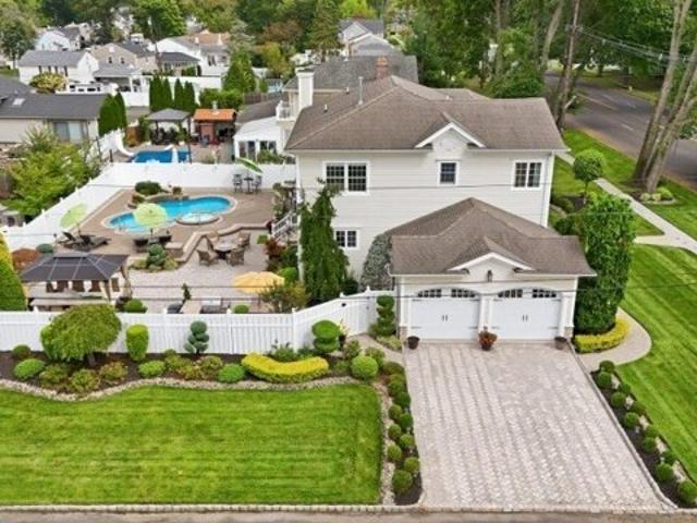 Boulevard, Kenilworth, Home For Sale