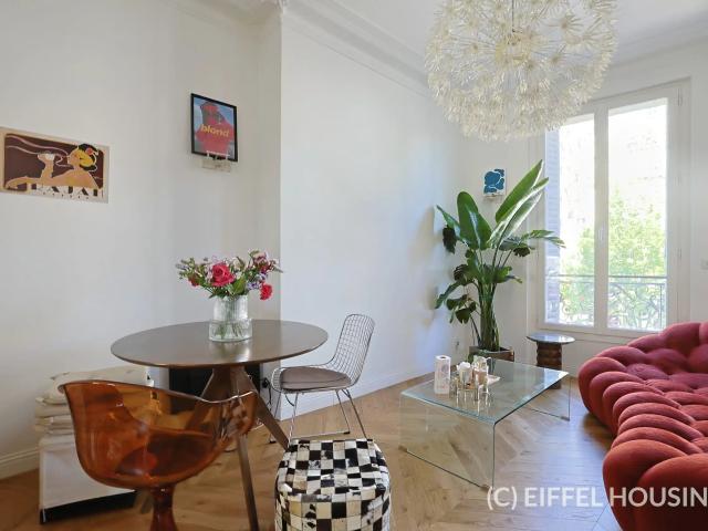 Boulevard Marguerite de Rochechouart 13