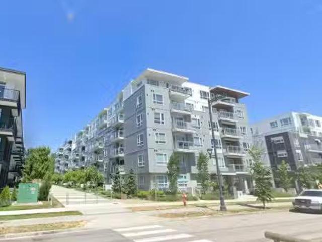 Boulevard, Surrey, BC, V3T 4N6 lease for lease Listing ID.