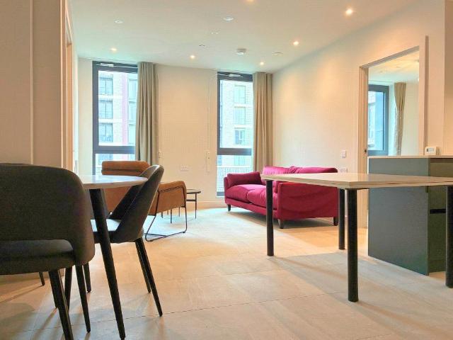Boulevard Place, Hove, East Sussex BN3, 2 bed flat to rent, £2,238 pcm | PrimeLocation