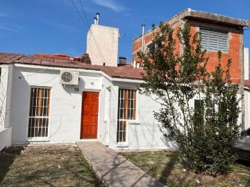 BOULEVARES DE HORIZONTE ALQUILER Casa 2d, PATIO GRANDE!