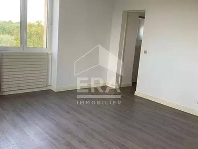 Bouliac 33270 Location appartement 2 pièces t2 au dernier étage cave