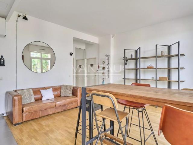 Boulogne Billancout Juste Limite Paris XVIè Jardin intérieur à usage Privatif, rue Résidentielle