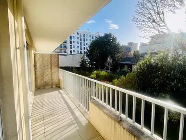 Boulogne Billancourt 92100 Achat / Vente appartement 3 pièces t3 terrasse balcon