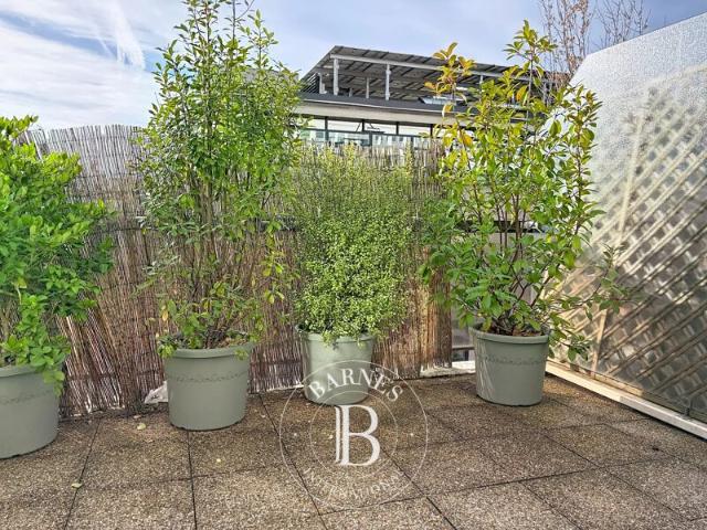 Boulogne Billancourt, Appartement 2 Chambres 61 m² en location