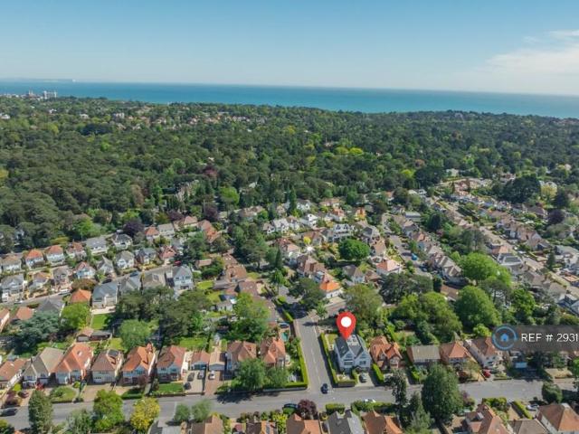 Boulnois Avenue, Poole, BH14 4 bed semi detached house to rent £3,316 pcm £765 pw