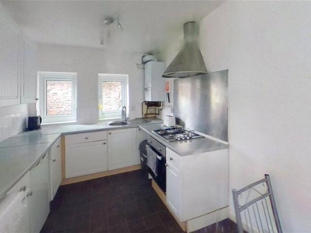 Boulton Road, Hampshire PO5 3 bed house to rent £1,850 pcm £427 pw