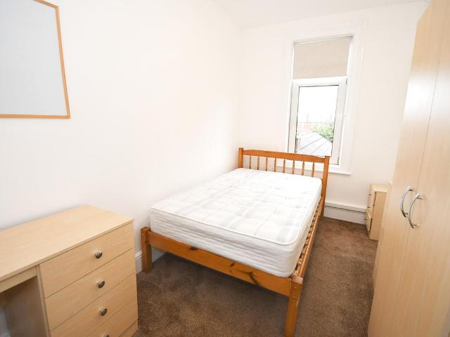Boultham Avenue, Lincoln, Lincolnshire LN5, 1 bed terraced house to rent, £475 pcm | PrimeLocation