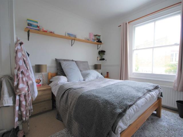 Boundaries Road, Balham SW12, 3 bed maisonette to rent, £3,600 pcm | PrimeLocation