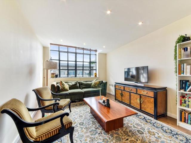 Boundary Street, London, E2 2 bed flat to rent £3,250 pcm £750 pw