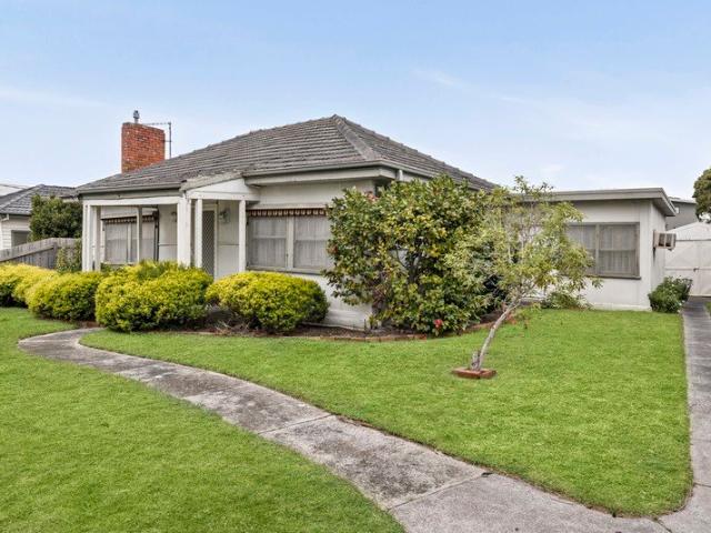 Build Your Dream Home Perfectly Positioned