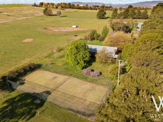 BOUNDLESS RURAL POTENTIAL MINUTES FROM THE BATHURST CBA