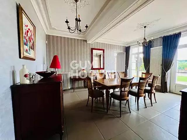 Bourbon Lancy 71140 Achat / Vente maison 13 pièces t13 au dernier étage cave