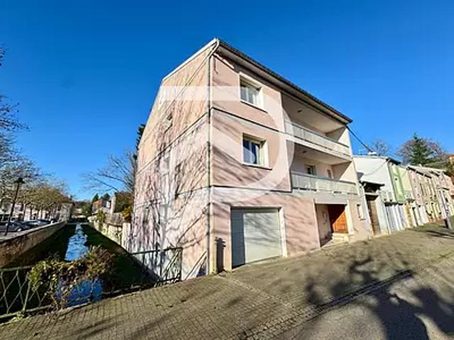 Bourbonne les Bains 52400 Achat / Vente maison 7 pièces t7 au dernier étage terrasse
