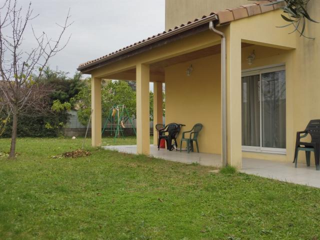 Bourg lès Valence Maison 135 m2, 4/5 chambres, garage, sans. 135m² Bourg lès Valence