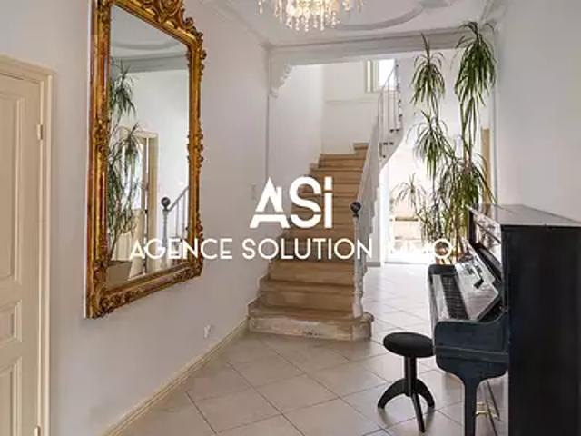 Bourg Saint Andéol 07700 Location maison 5 pièces t5 au dernier étage jardin