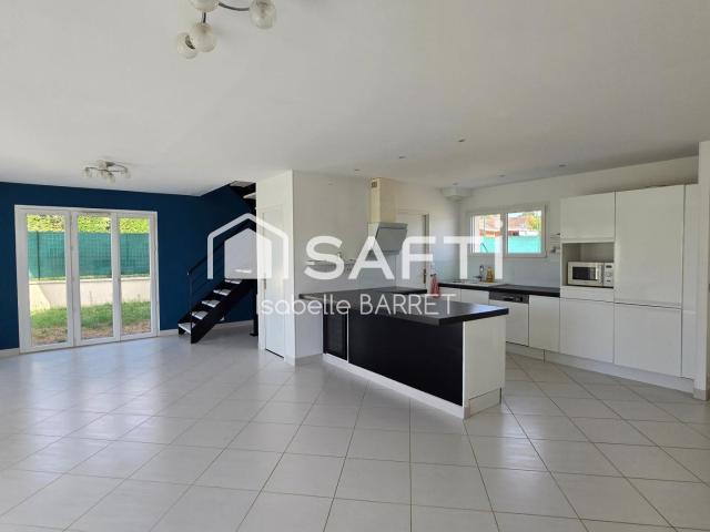 Bourg Saint Christophe Vente Maison 01