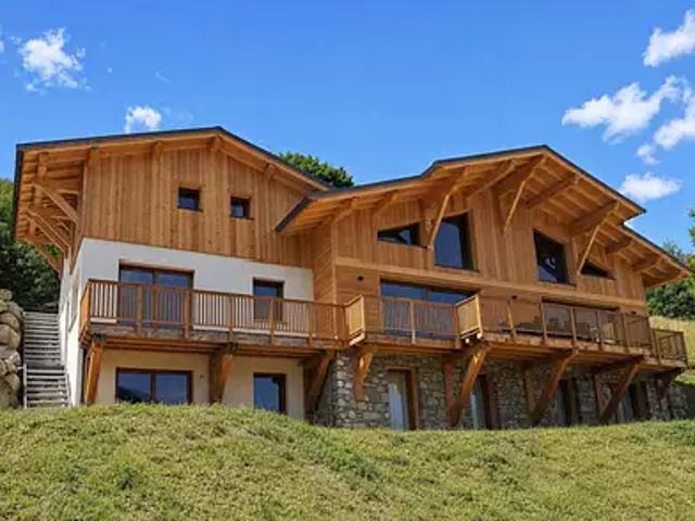 Bourg Saint Maurice 73700 Achat / Vente maison 10 pièces t10 jardin parking