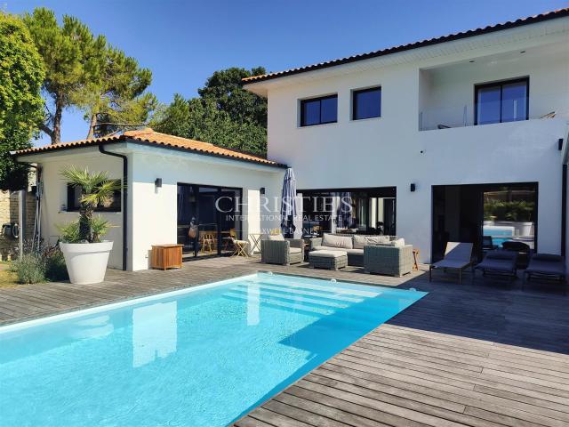 Bourgneuf – Villa Contemporaine De Prestige – À Quelques Min. 185m² Bourgneuf