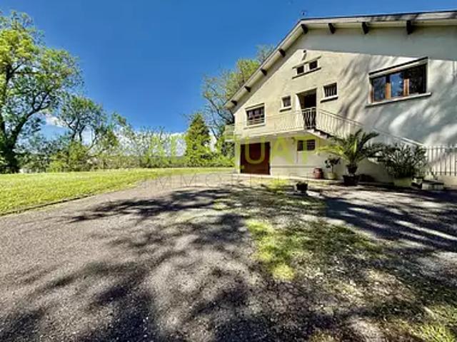 Bourgoin Jallieu 38300 Achat / Vente maison 4 pièces t4