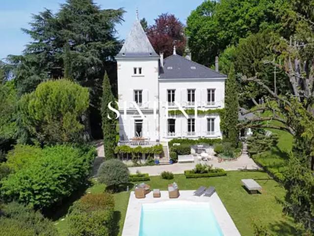 Bourgoin Jallieu 38300 Achat / Vente maison 11 pièces t11 piscine terrasse
