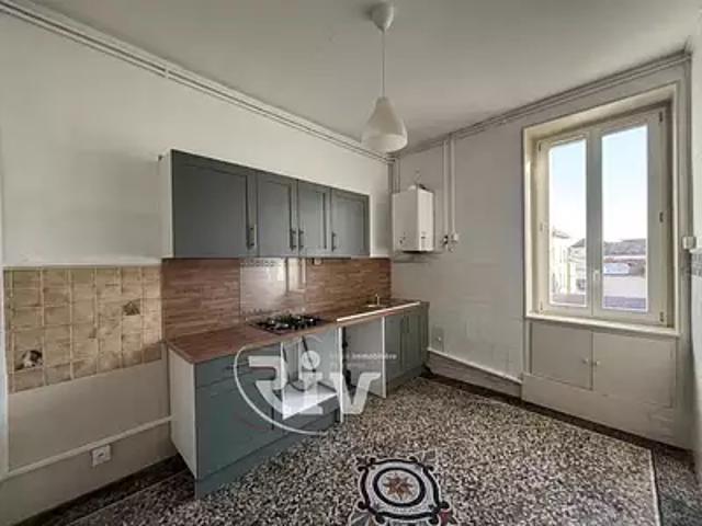 Bourgoin Jallieu 38300 Location appartement 4 pièces t4