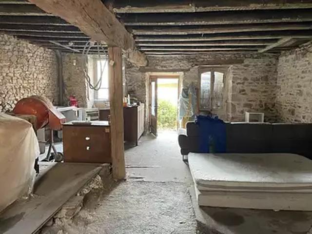 Bourganeuf 23400 Achat / Vente maison 2 pièces t2 parking