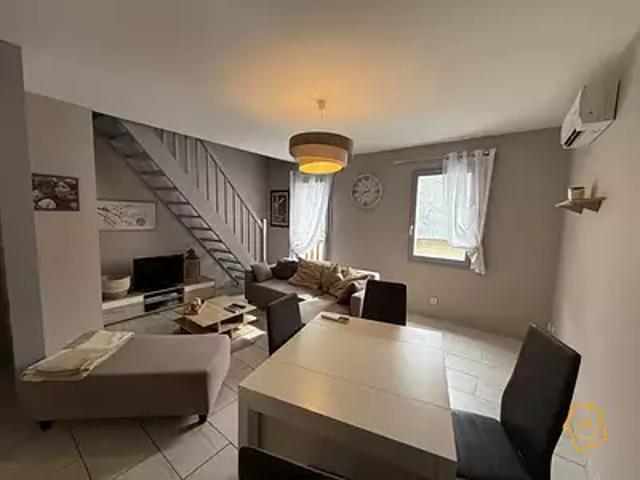 Bourges 18000 Achat / Vente appartement 4 pièces t4 au dernier étage parking