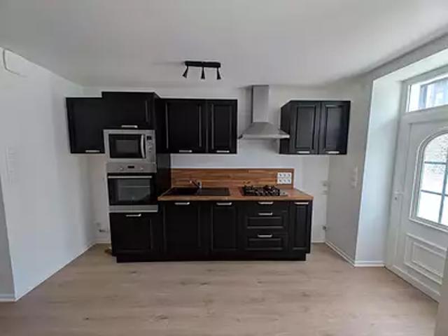 Bourges 18000 Location maison 4 pièces t4 au dernier étage