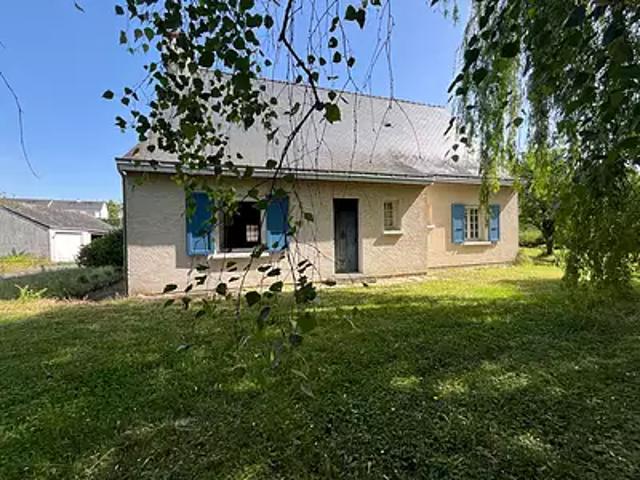 Bourgueil 37140 Achat / Vente maison 6 pièces t6 au dernier étage cave