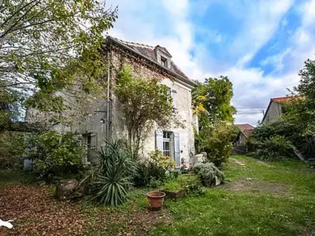 Bourdeilles 24310 Achat / Vente maison 9 pièces t9 parking