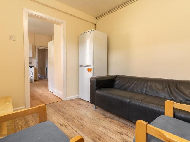 Bournbrook Road, Birmingham, West Midlands B29, 5 bed shared accommodation to rent, £477 pcm | PrimeLocation