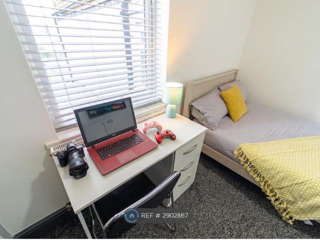 Bournbrook Road, Birmingham B29, Studio to rent, £1,050 pcm | PrimeLocation