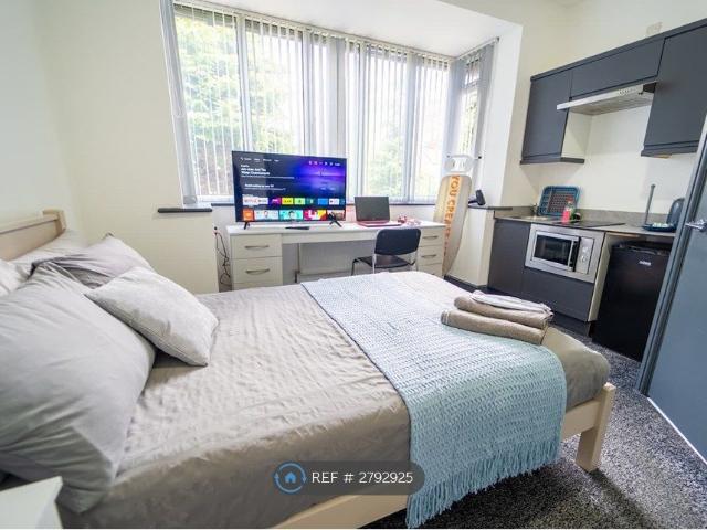 Bournbrook Road, Birmingham B29, Studio to rent, £950 pcm | PrimeLocation